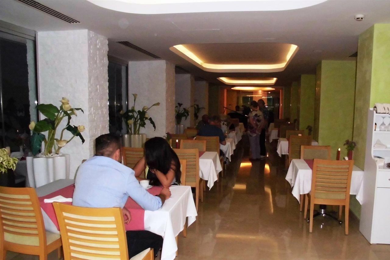 Marbella Hotel 말마리스 외부 사진